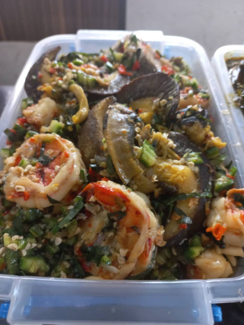 2.5 seafood okro with snails